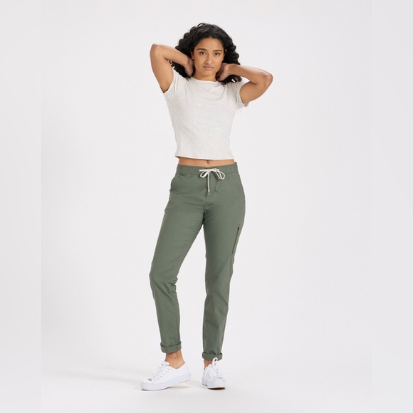 NWT ✨ Vuori Women’s Ripstop Pants - Long VW401-L Army Green Size Small‎ - Picture 2 of 12